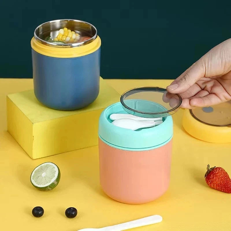 boîte repas isotherme utilisée au bureau ou en pique-nique