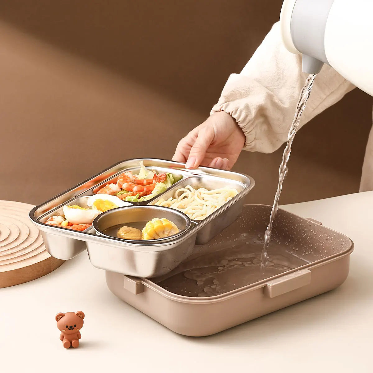 compartiments intérieurs de la lunch box enfant pour repas équilibré